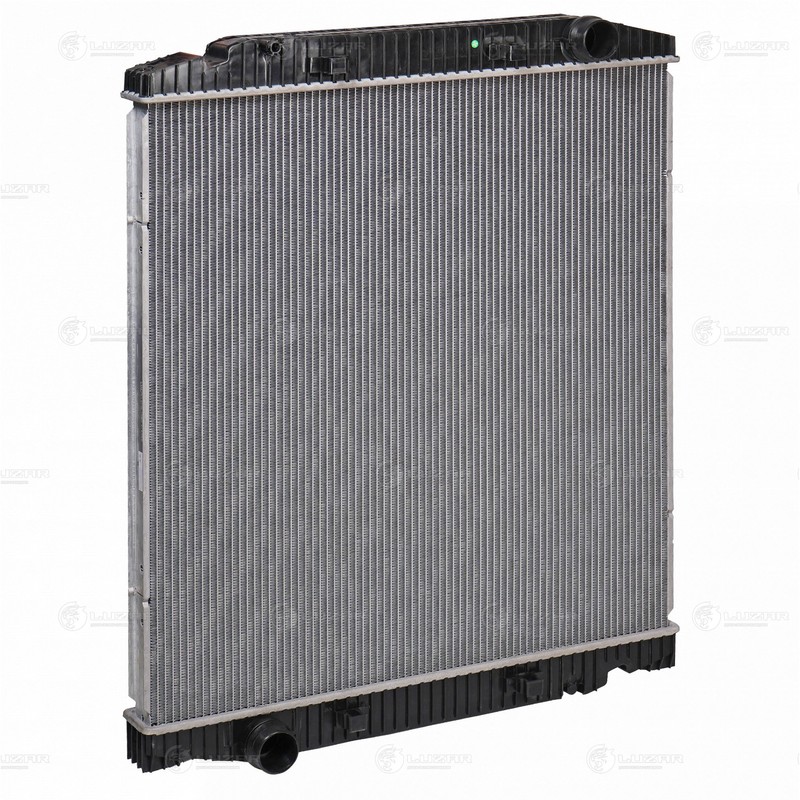 Радиатор охлаждения Iveco Stralis Luzar LRC 1620