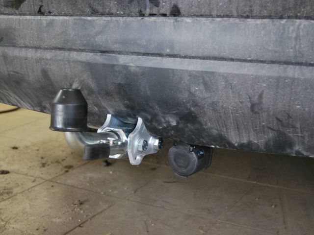 Фаркоп Galia оцинкованный для Mitsubishi Outlander III (не подходит на авто с полноразмерной запаской) 2012-2018