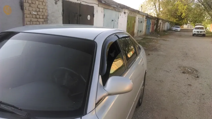 Дефлекторы Cobra Tuning для окон Mazda 626 GE седан 1991-1997