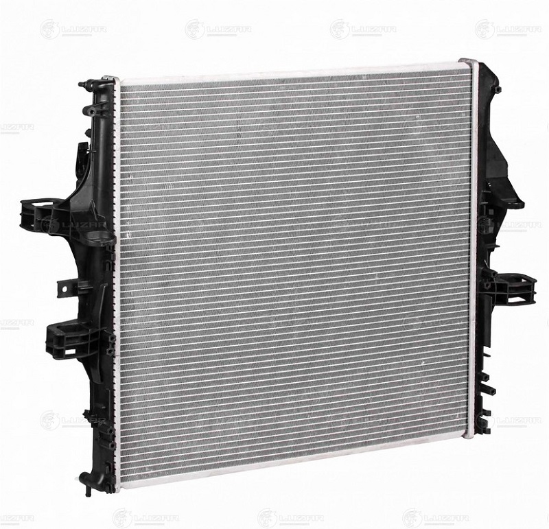 Радиатор охлаждения Iveco Daily Luzar LRC 1659