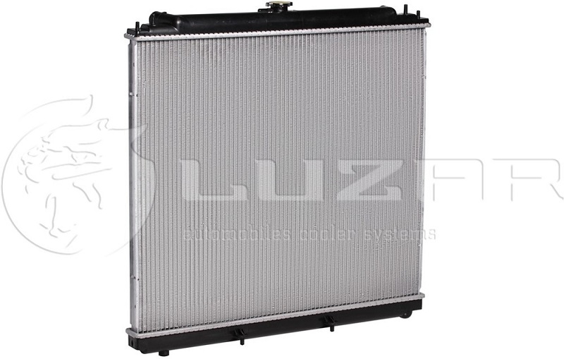 Радиатор охлаждения Nissan Pathfinder Luzar LRC 141BA