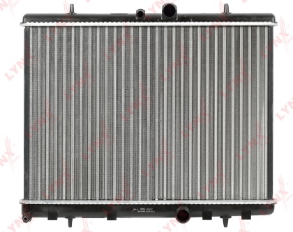Радиатор охлаждения LYNXauto RM-2195